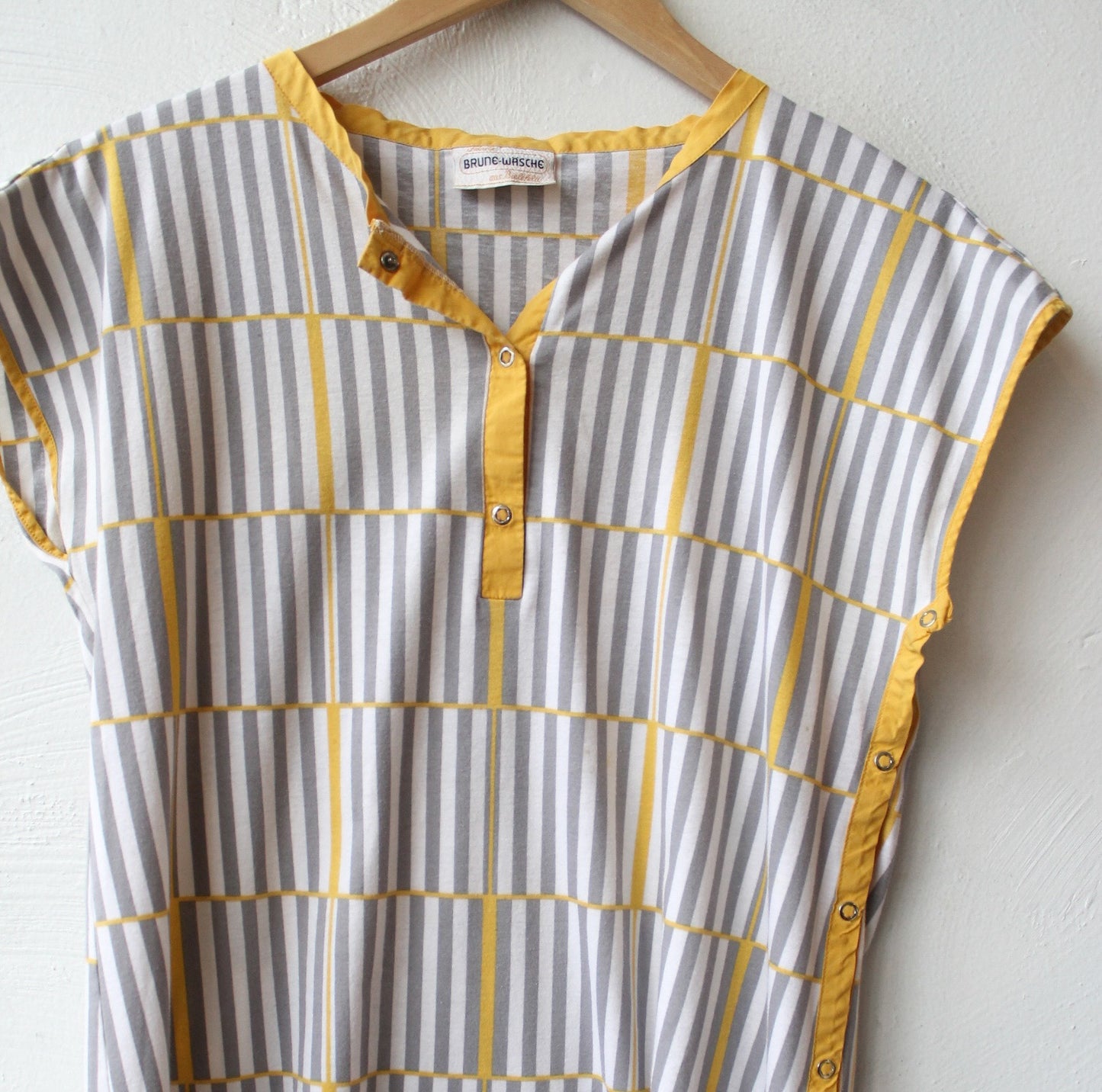 80s Yellow & Gray Snap Tunic